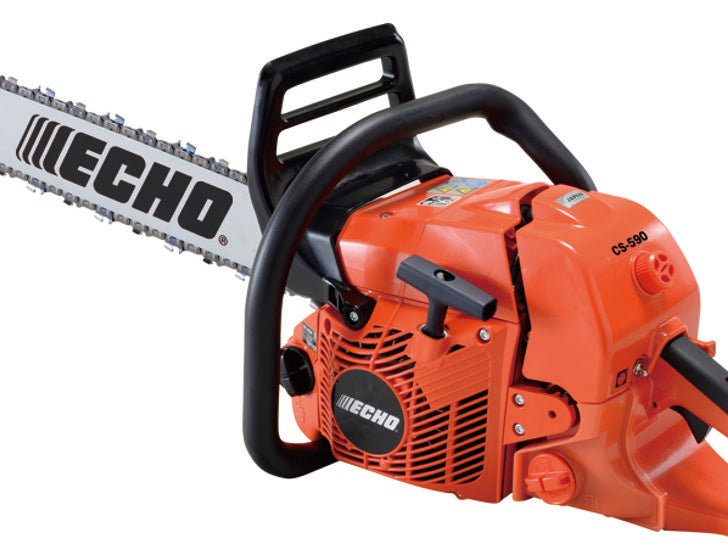 Echo CS-590 59.8cc petrol chainsaw with 20 inch bar, detail view